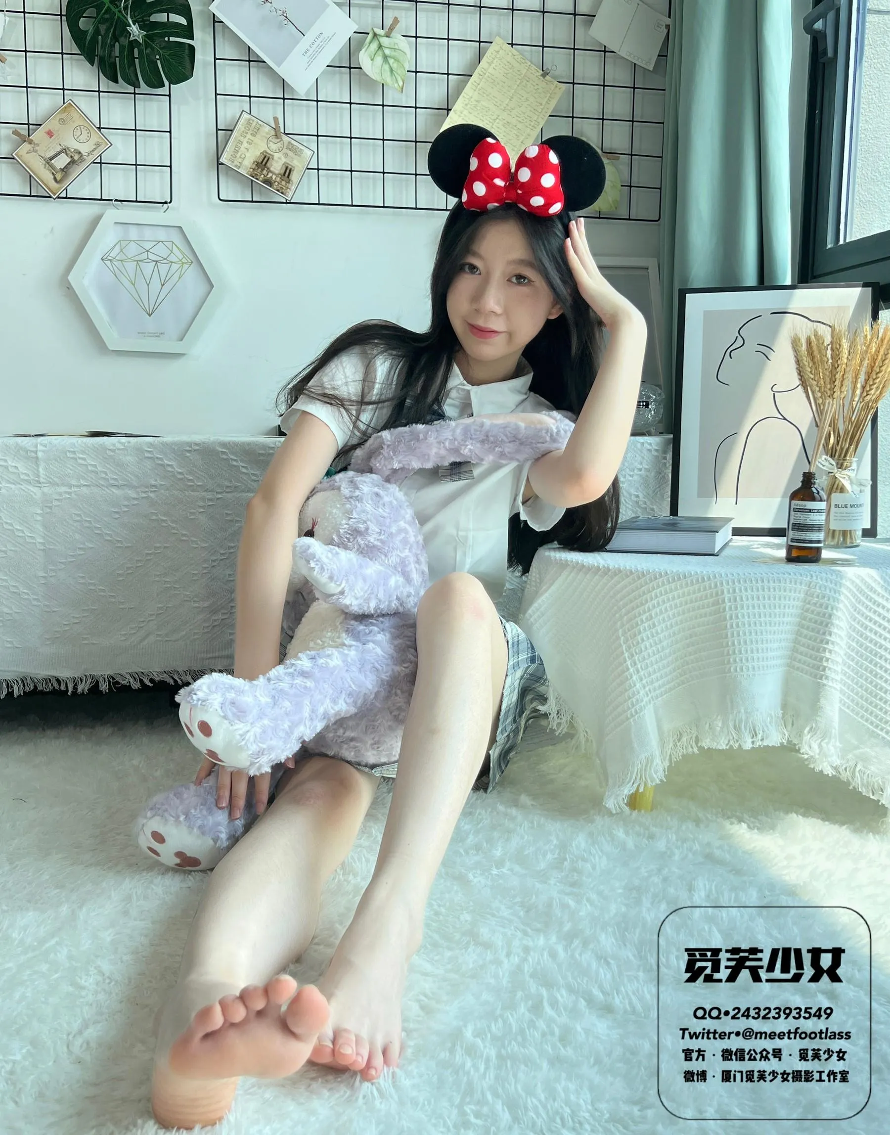 [觅芙少女]NO.003 风中摇曳的JK制服与18岁的青春一起绽放 [151P]插图9